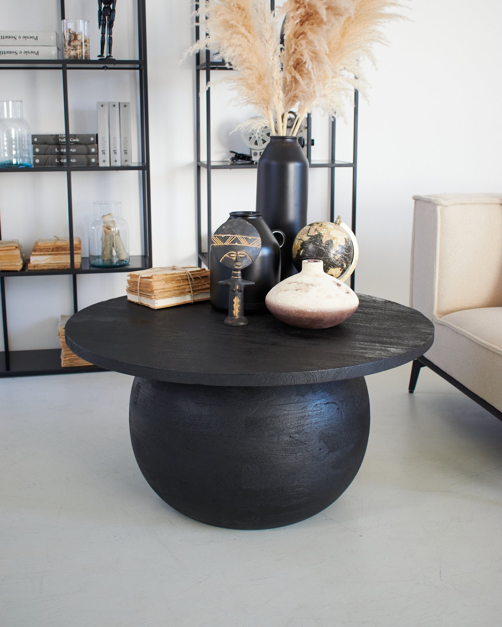Tavolino rotondo moderno Dark Raw Big 90 cm - OrchideaMilano1981