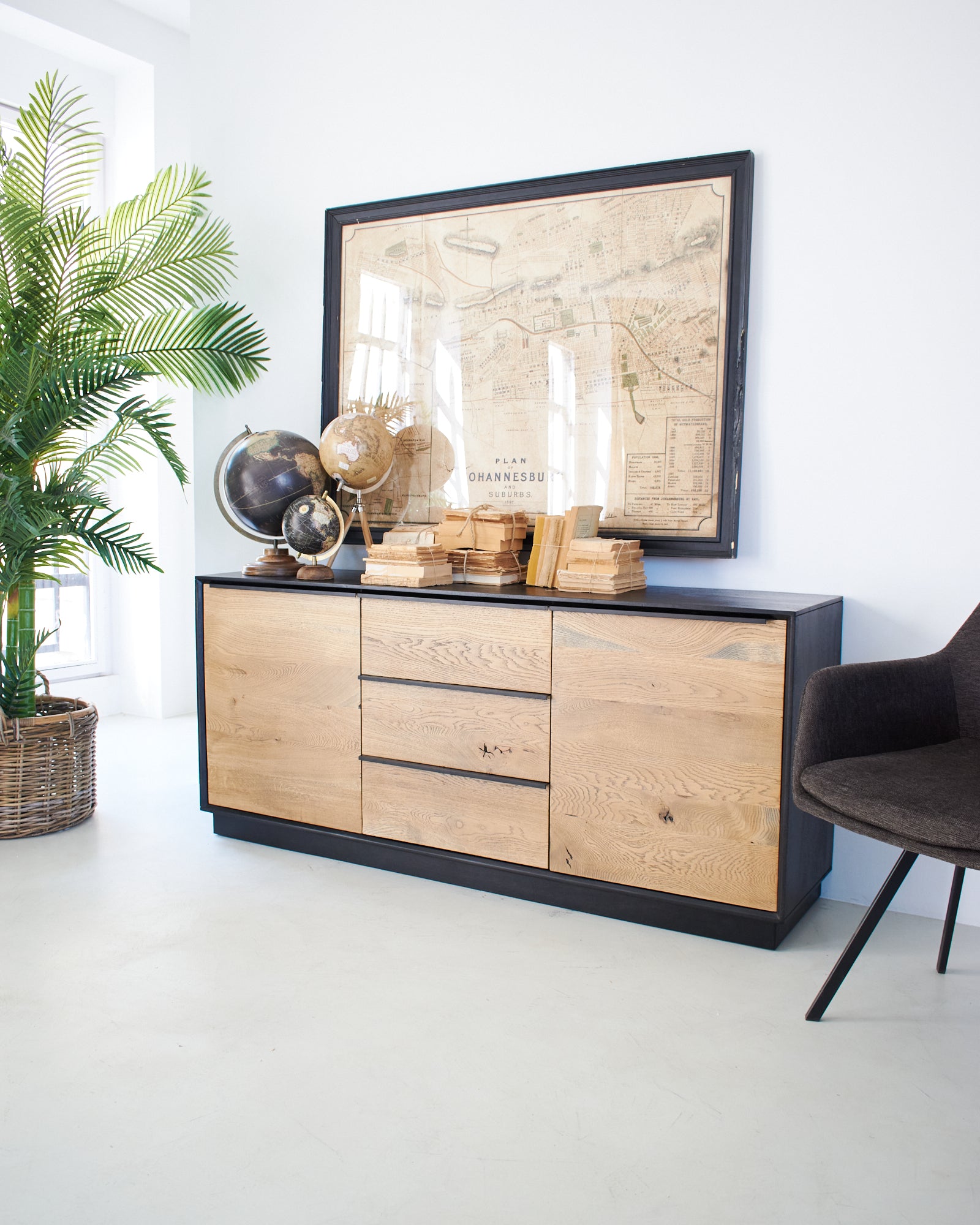 Credenza in legno massello di rovere Oakwood 170 cm - OrchideaMilano1981
