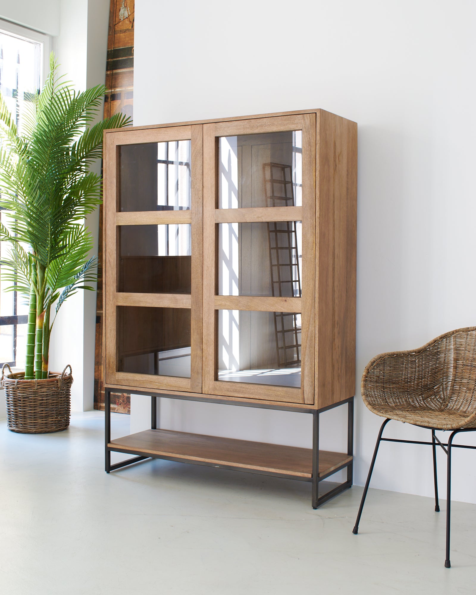 Credenza 2 ante a vetro in legno e ferro Skyline 110 cm - OrchideaMilano1981