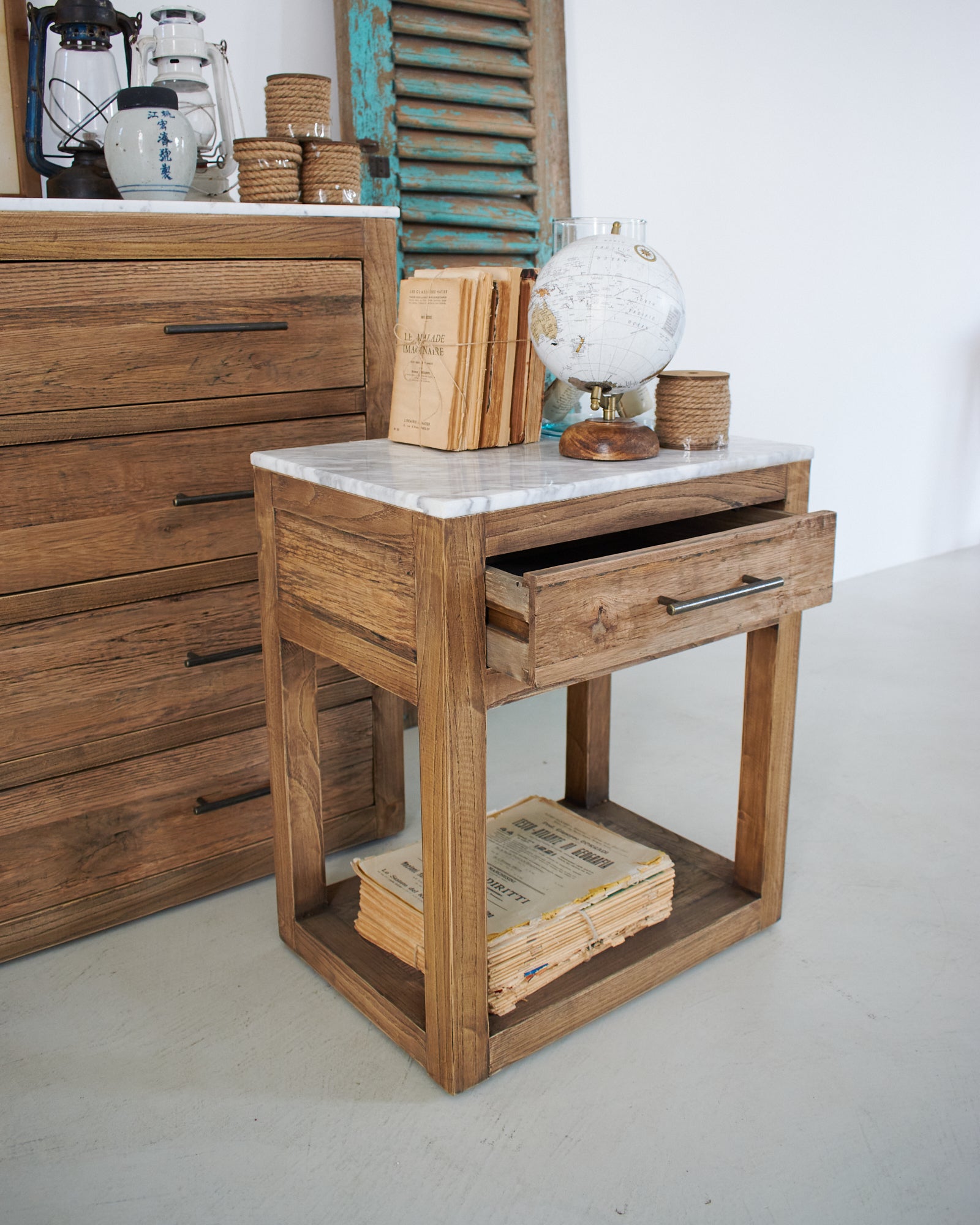 Comodino 1 cassetto in legno di rovere e marmo Carloforte 50 cm - OrchideaMilano1981