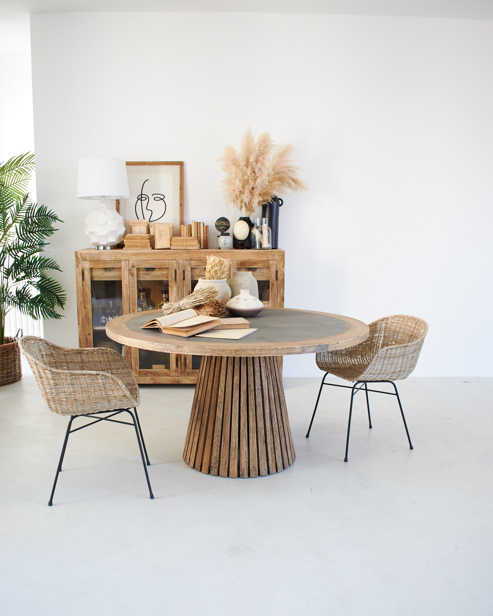 Tavolo rotondo in legno massello con top in zinco Elafonissos 140 cm - OrchideaMilano1981