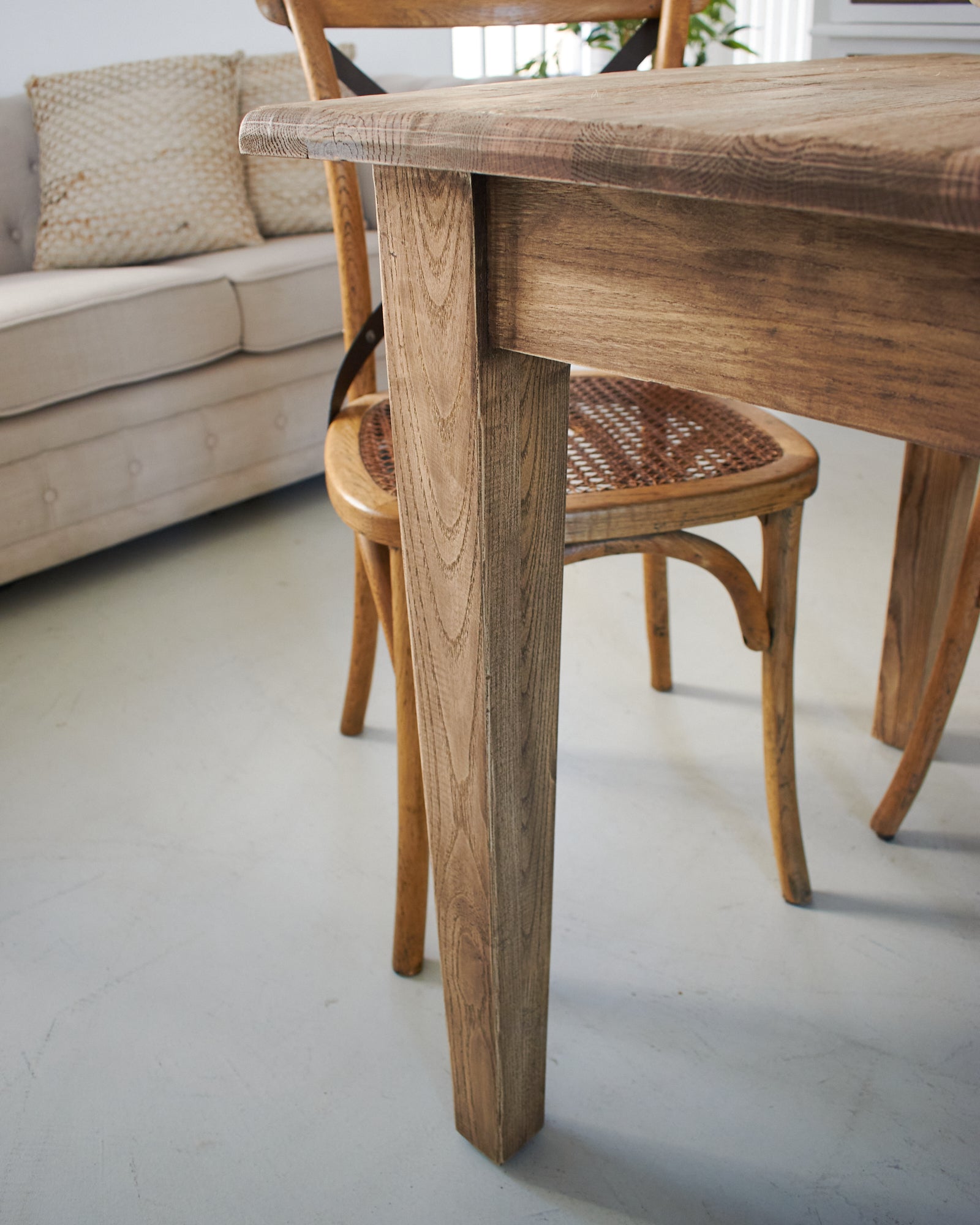 Tavolo allungabile in legno di rovere di recupero Depot  90-180 cm - OrchideaMilano1981