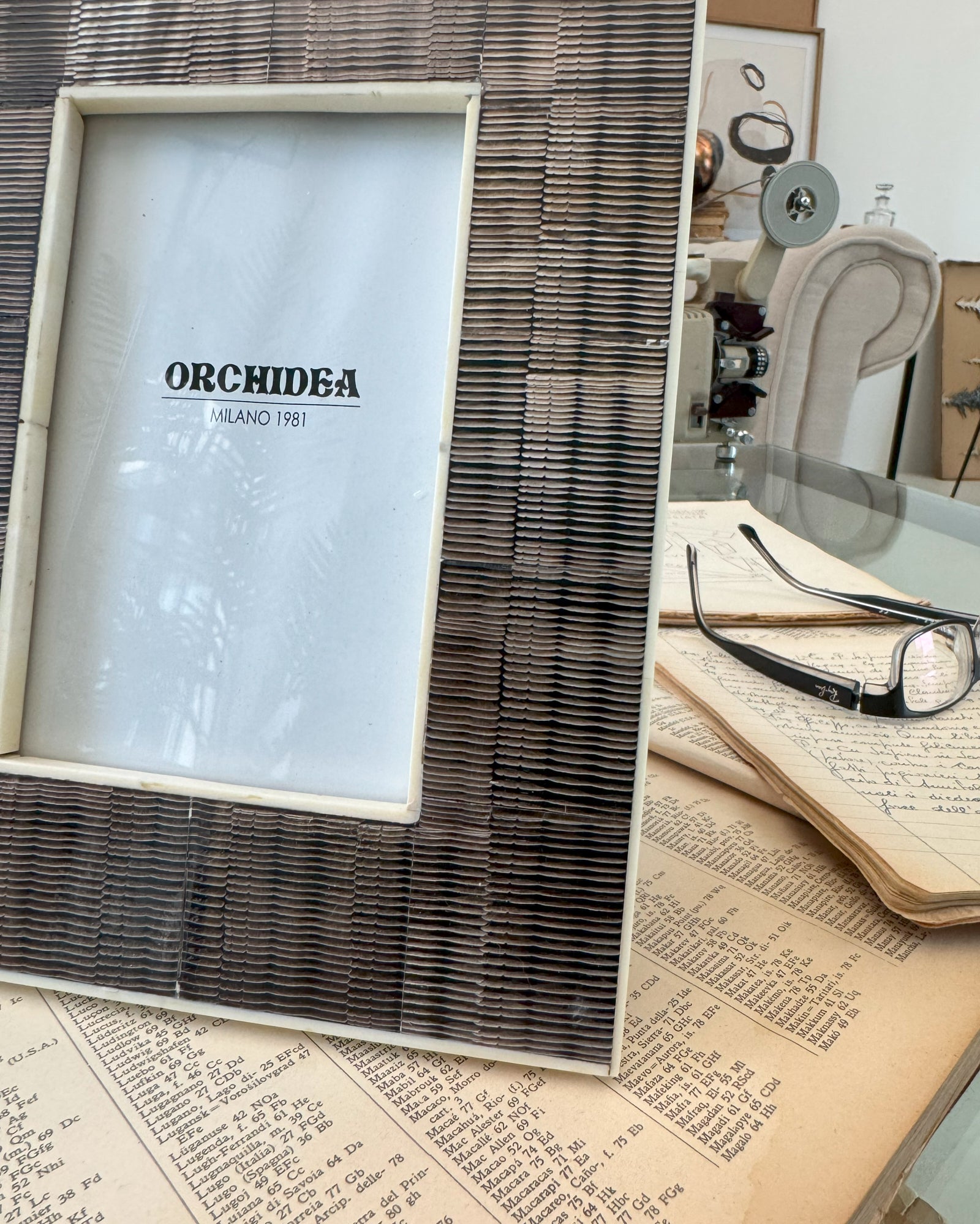 Portafoto con cornice in corno Chrysler White - OrchideaMilano1981