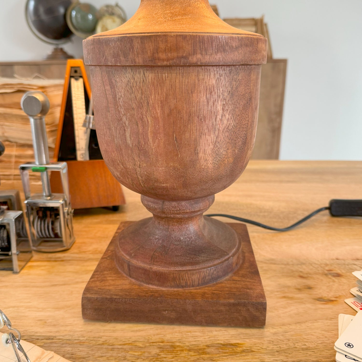 Lampada da tavolo in legno Almeria - OrchideaMilano1981