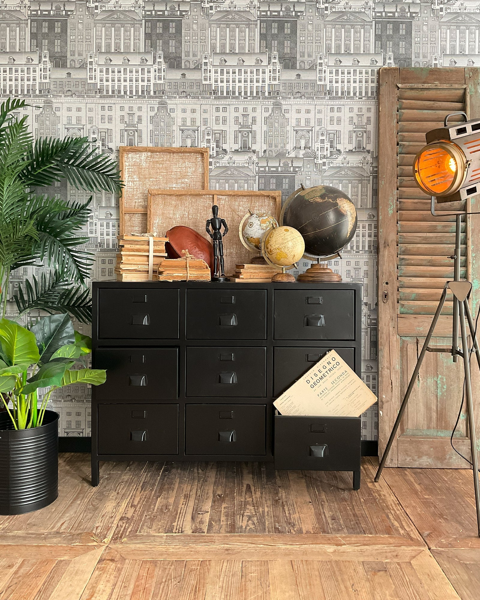 Cassettiera industriale in ferro Antique Black 105 cm - OrchideaMilano1981