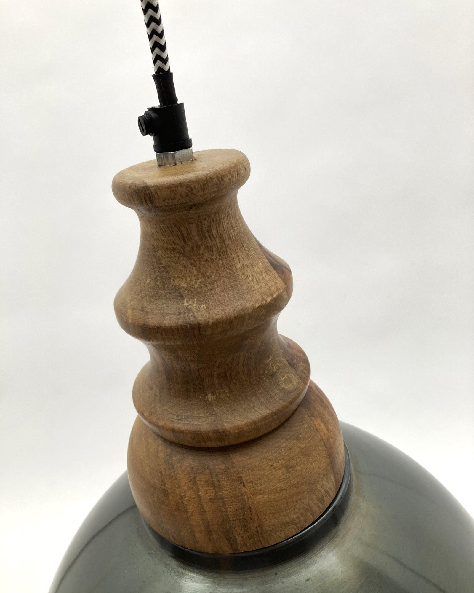 Lampadario stile industriale in metallo e legno Berlino - OrchideaMilano1981
