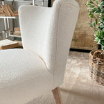 Poltrona in tessuto bouclé e legno Pure White - OrchideaMilano1981