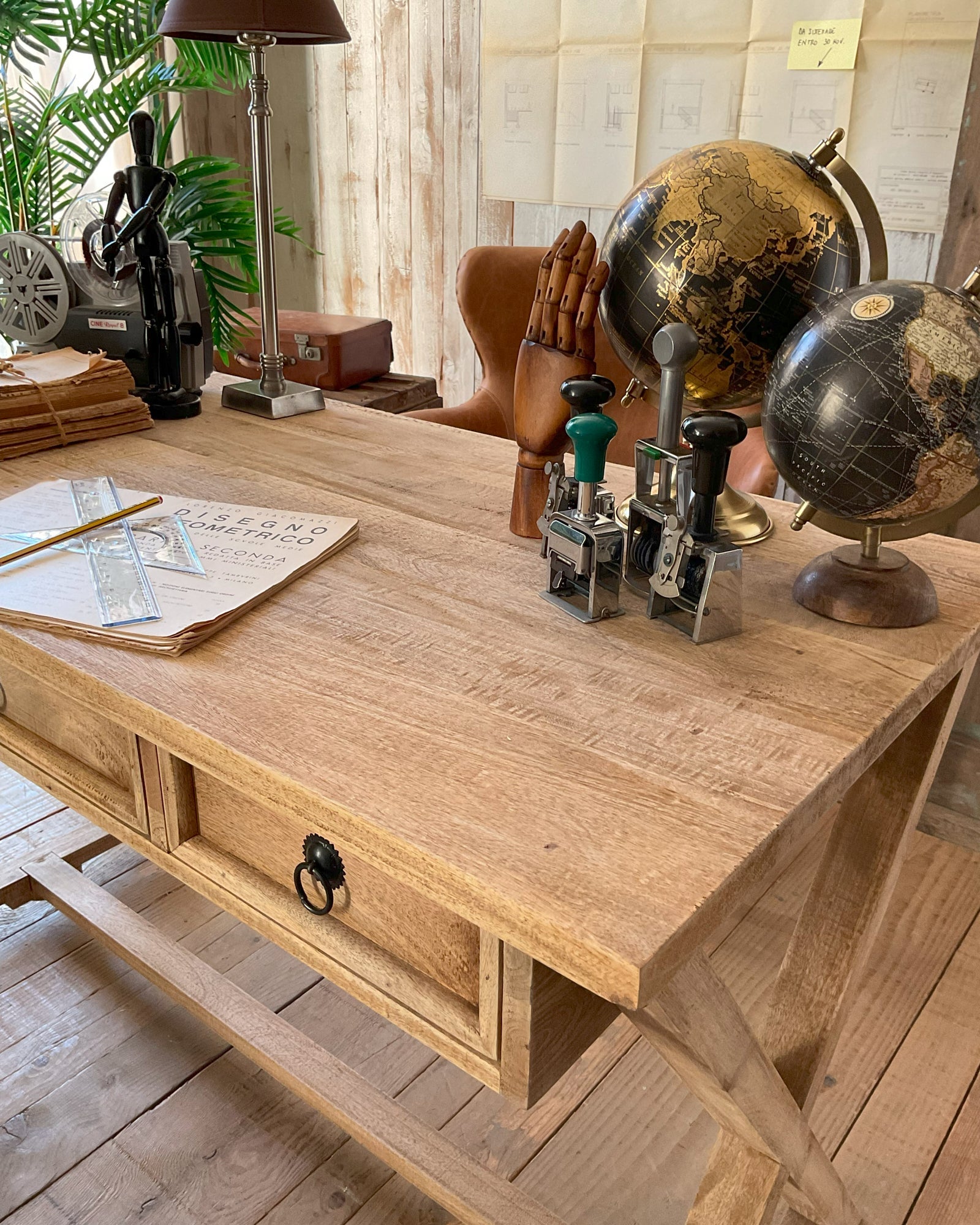 Scrittoio in legno massello East Colonial 122 cm - OrchideaMilano1981