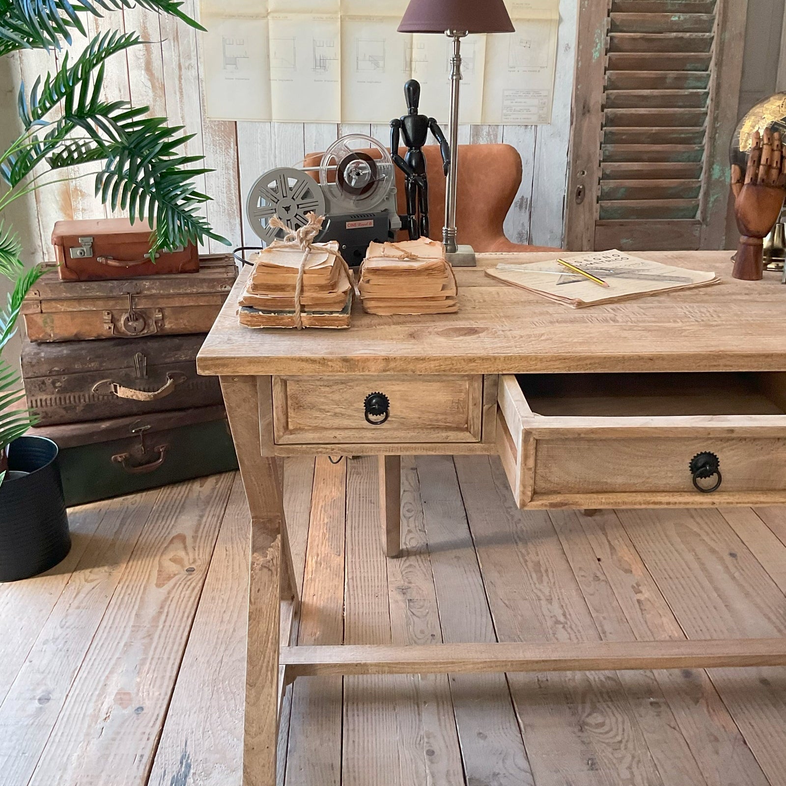 Scrittoio in legno massello East Colonial 122 cm - OrchideaMilano1981
