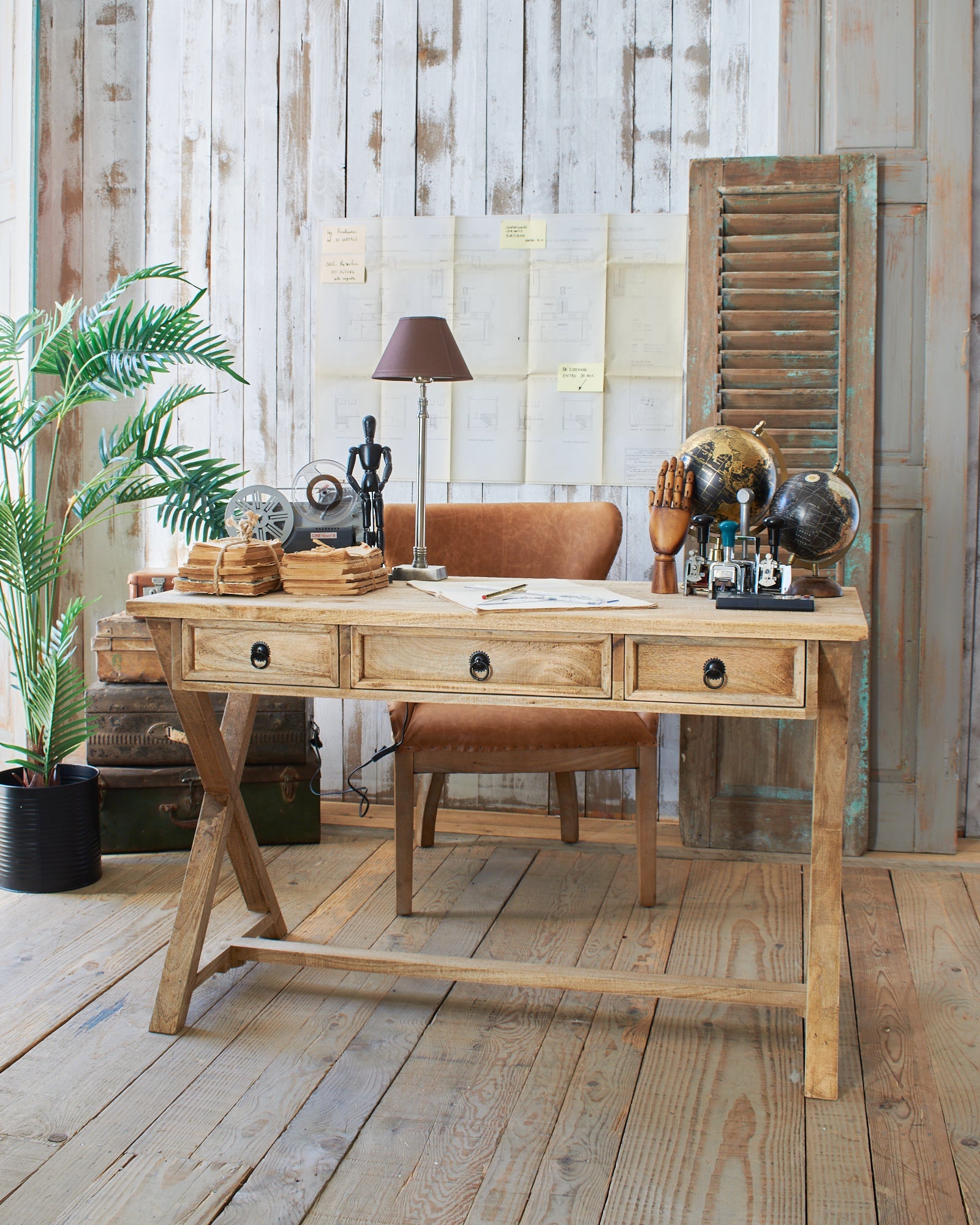 Scrittoio in legno massello East Colonial 122 cm - OrchideaMilano1981