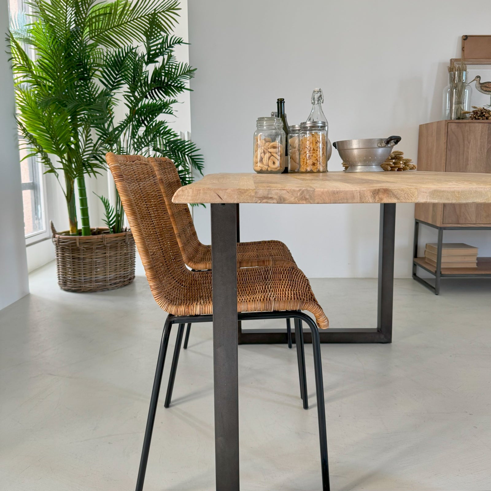 Tavolo in legno e ferro Boston 140 cm - OrchideaMilano1981