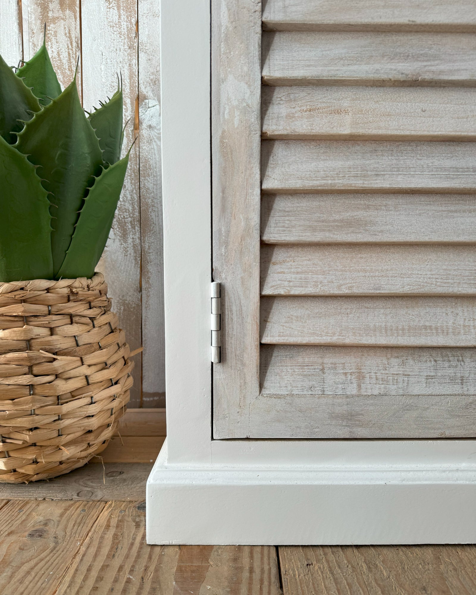 Vetrina 2 ante in legno massello Antigua 124 cm - OrchideaMilano1981